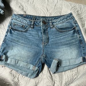 LC Lauren Conrad high rise shorts